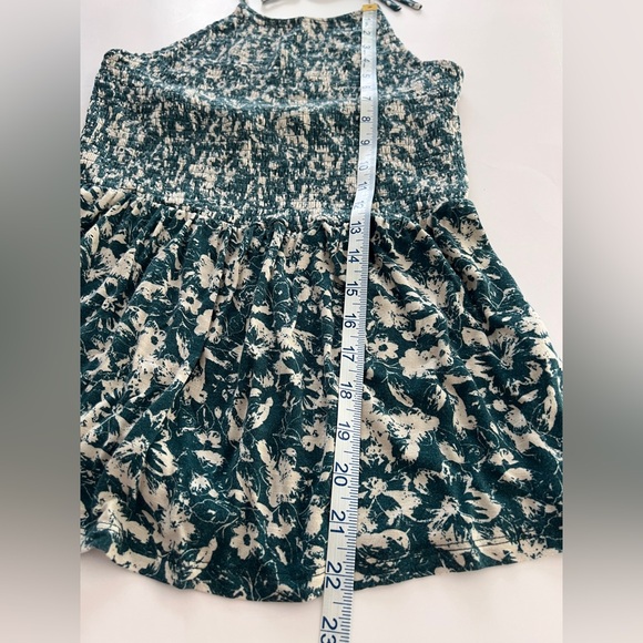 Maurice’s Floral Smocked Halter Neck Peplum Tank Top Size L - Picture 11 of 13